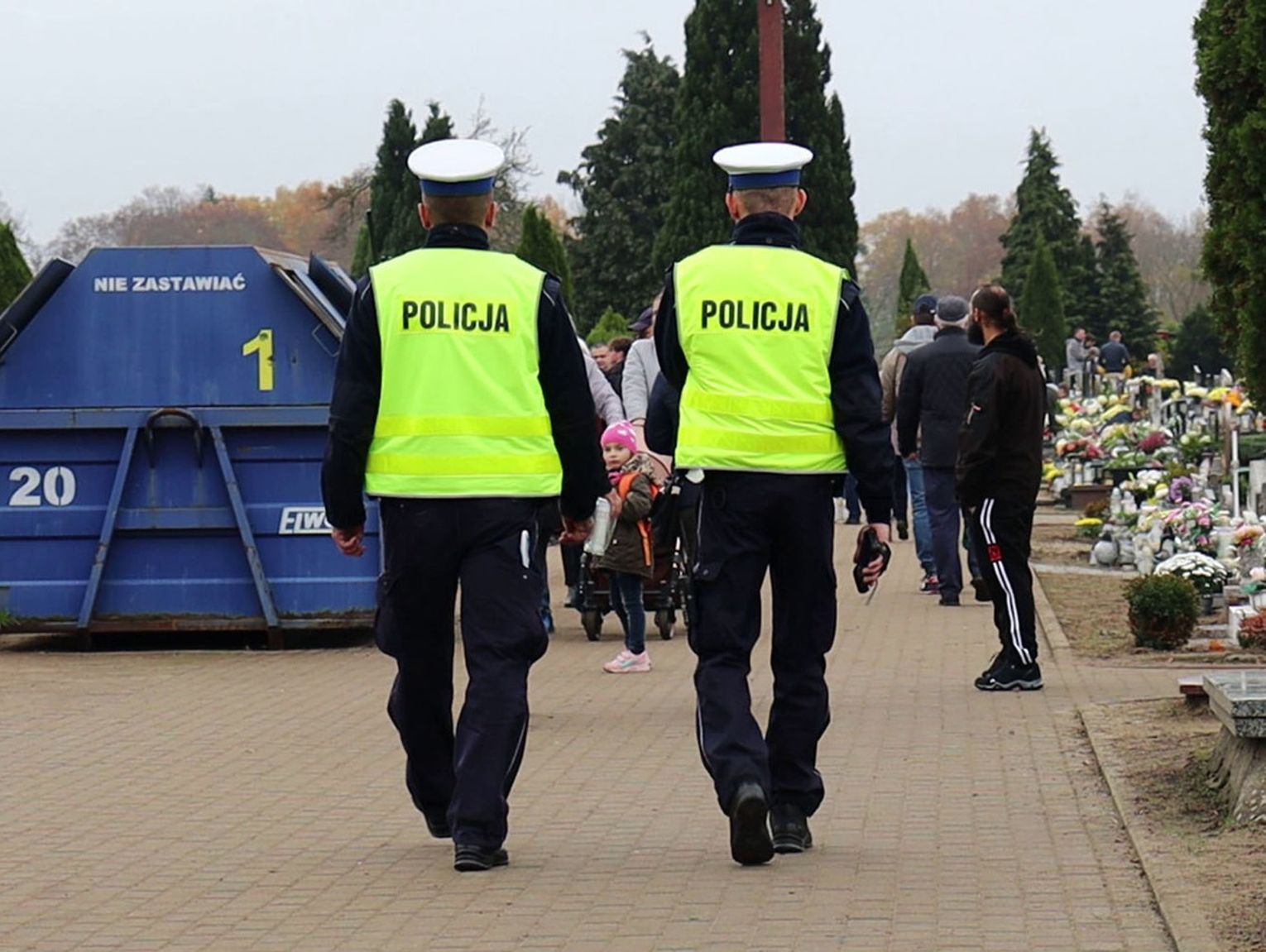 Policjanci Podsumowuj Tegoroczn Akcj Znicz Wypadk W I