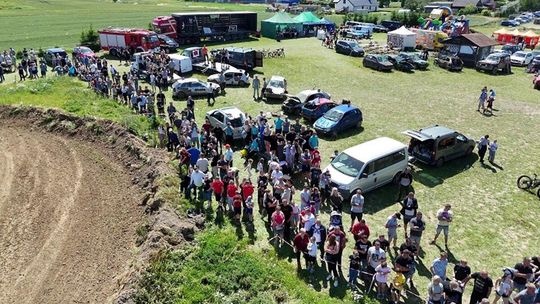 [FOTO] Mundurowi z Tczewa i Gdyni zorganizowali zbiórkę – ponad 20 tysięcy złotych zasiliło konto tczewskiego hospicjum