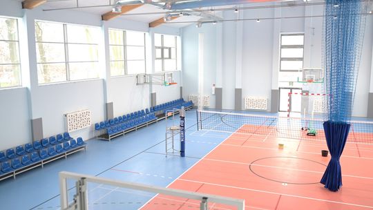 Nowa sala gimnastyczna w „Czwórce” oficjalnie otwarta