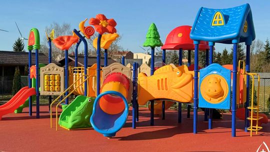 Nowe place zabaw przy żłobkach w gminie Pelplin