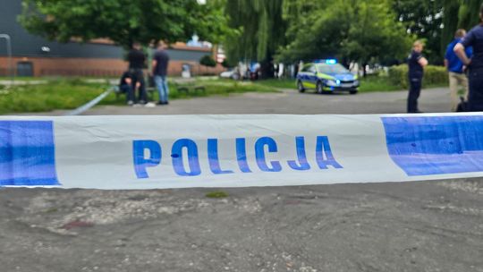 PILNE: Akcja policji w centrum Starogardu! Teren odgrodzono taśmami