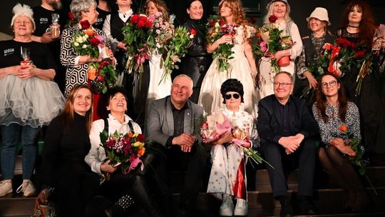 Premiera pełna emocji