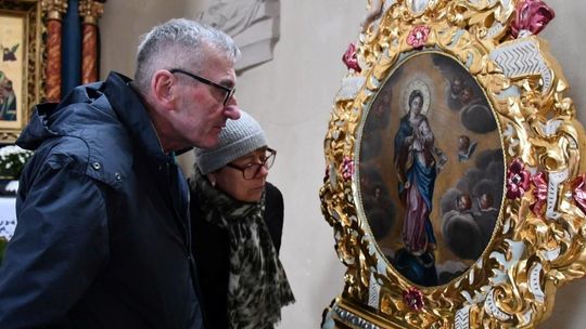 Rokokowe feretrony z Pinczyna odzyskały dawny blask. Zakończono kompleksową renowację zabytków