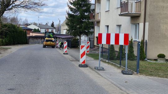 Trwa modernizacja chodnika w Lubichowie