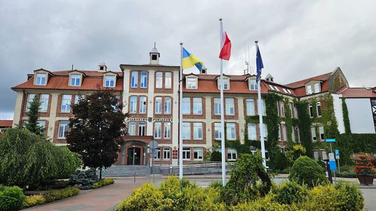 Ukraińska flaga ponownie przed starostwem