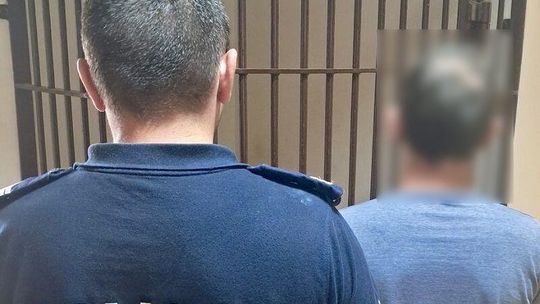 Zgłosił kradzież, a sam trafił w ręce policjantów. Nietypowy finał urodzin 43-latka
