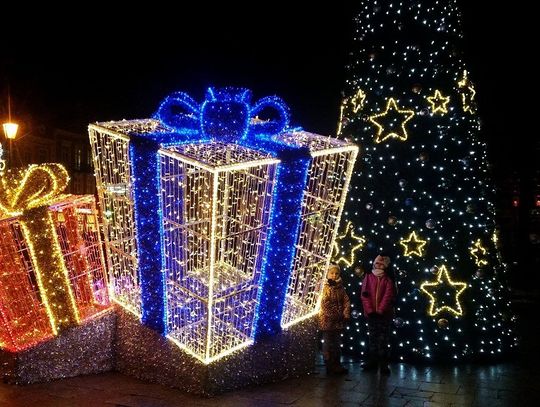 140 tysięcy złotych  rozbłysło na ulicach. 