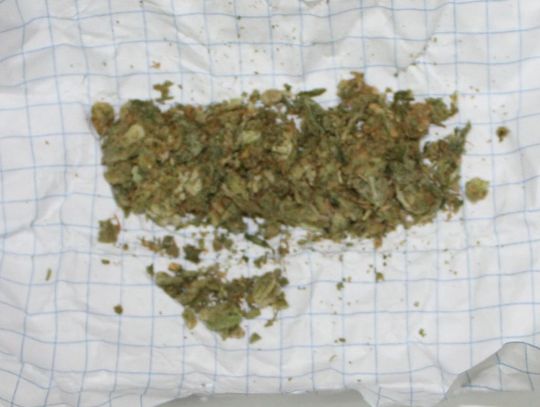 18-latek z marihuaną w kieszeni