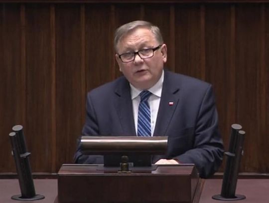 300 złotych do szkolnej wyprawki. Program obejmie blisko 5 mln dzieci 