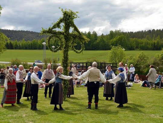 7 października 2025 r. - Ważny dzień w kalendarzu. Dzień Tańca Ludowego