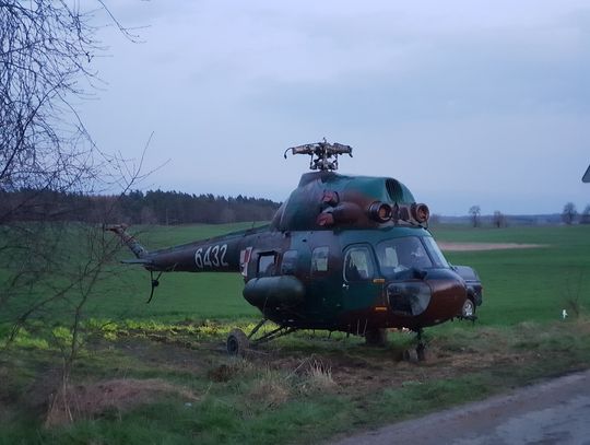 Awaryjne lądowanie wojskowego śmigłowca. W powietrzu doszło do zderzenia [FOTO]