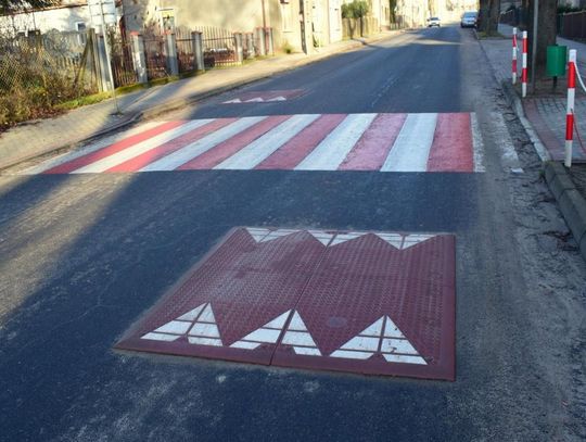 Bezpiecznej na ulicy Dworcowej w Skarszewach 