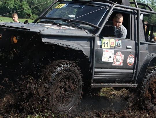 Błoto to ich żywioł... Pierwsza Starogardzka Wyprawa Terenowa 4x4 