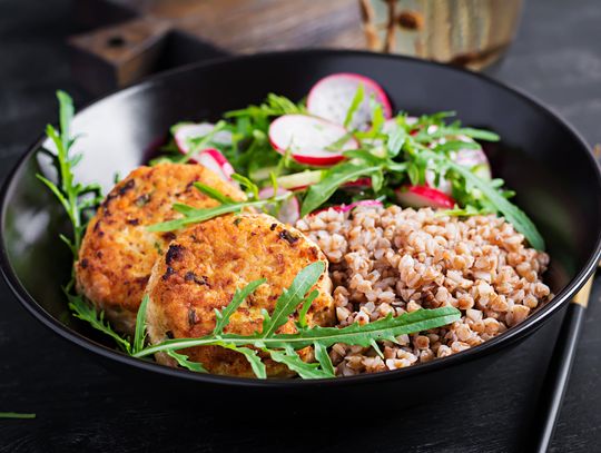 Catering dietetyczny- dlaczego to usługa skrojona na miarę Twoich potrzeb?