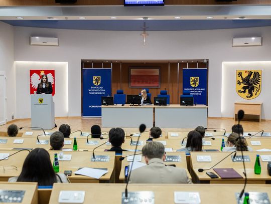 Chcesz zmieniać Pomorskie? Zostań młodzieżowym radnym i działaj!