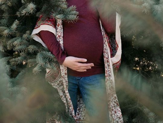 Co podarować w prezencie świątecznym kobiecie w ciąży? Podpowiadamy!