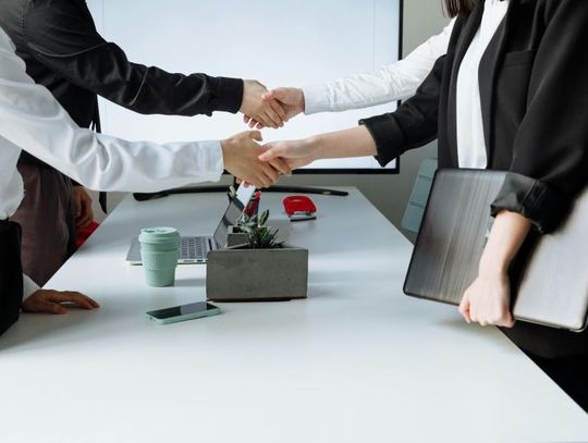 Czy firmy pożyczkowe oferują wsparcie dla startupów?