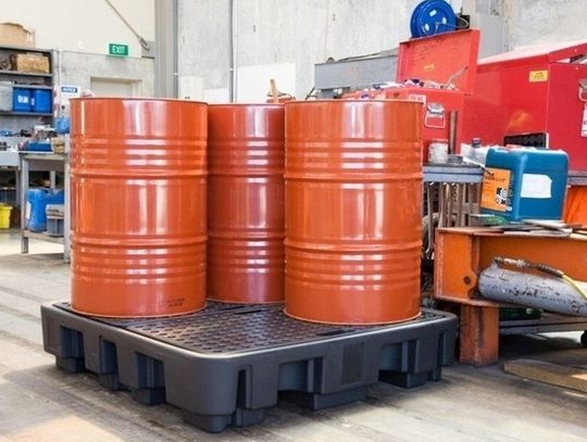 Czym są wanny wychwytowe i jak ich używać?