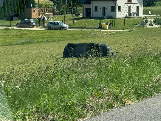 Dachowanie w Rokocinie! 24-letni kierowca pijany i bez uprawnień