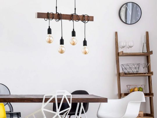 Dekoracyjne kable w oplocie – pomysł na lampy w oryginalnym stylu