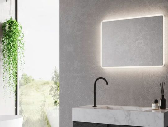 Dobór kinkietu do nowoczesnej łazienki – jak dobrze ją oświetlić?