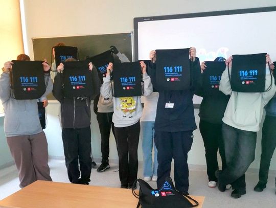 Dzień Bezpiecznego Internetu w starogardzkiej "Ósemce"