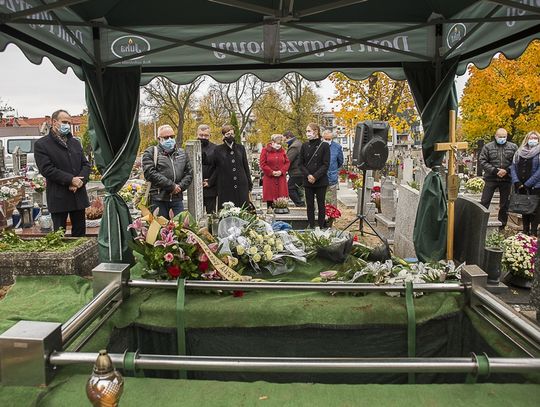 Dziś odbył się pogrzeb Śp. Wiesławy Stawickiej. "Ikona Gazety Kociewskiej" zmarła w ubiegłą niedzielę