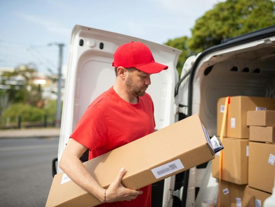 Efektywne rozwiązania w zakresie transportu międzynarodowego z Polonez America