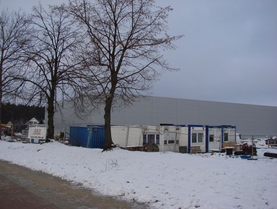 FOTO: Będzie praca w handlu? Wkrótce kończy się budowa nowego marketu 