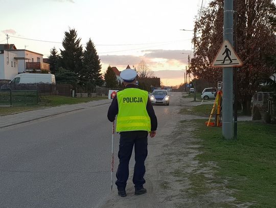 FOTO, FILM: Poważny wypadek na ulicy Derdowskiego. Motocyklista w ciężkim stanie trafił do szpitala 