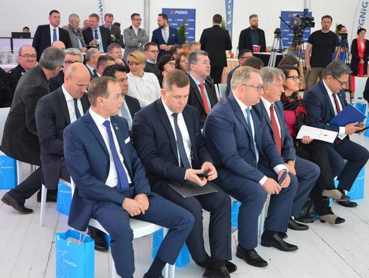 FOTO: LNG dla Skórcza! Inwestycja ruszy wiosną 2018 roku 