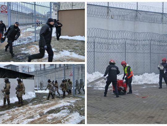 [FOTO] Pożar w areszcie i rozróby z udziałem agresywnych pseudokibiców - były to tylko ćwiczenia