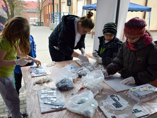 FOTO: &quot;Spotkanie Sąsiedzkie&quot;. Wspólne zabawy, integracja i wymiana pomysłów na miejską przestrzeń 