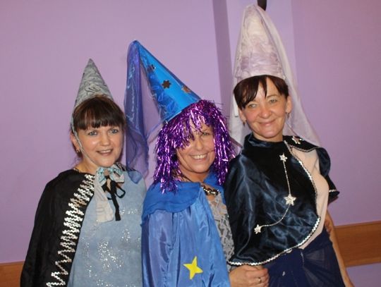 FOTO: Świętowały &quot;Andrzejki&quot;. Aerokociewianki łączą pokolenia!