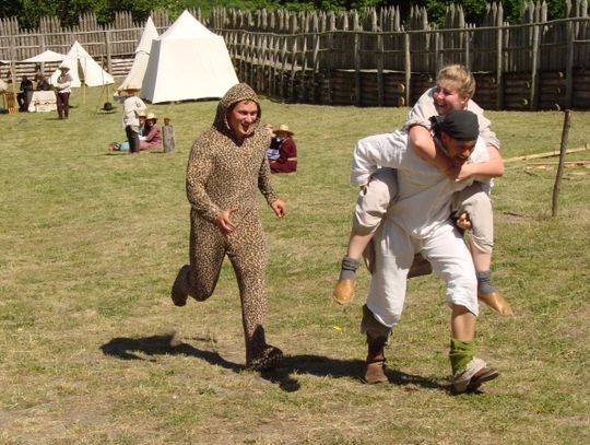 FOTO: Trwa wielkie świętowanie z okazji XX-lecia Starogardzkiego Bractwa Rycerskiego