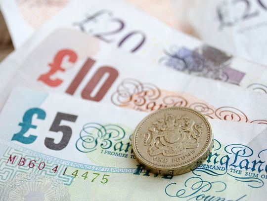 Funt z Internetu, czyli jak tanio kupić brytyjską walutę