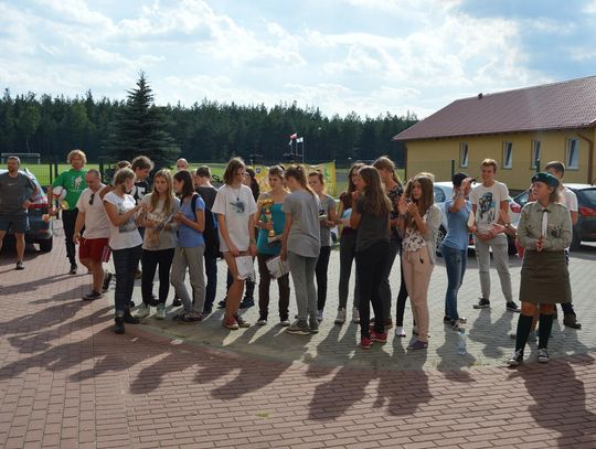 Harcowali po lesie. Połączyli przyjemne z pożytecznym poznając malownicze okolice 