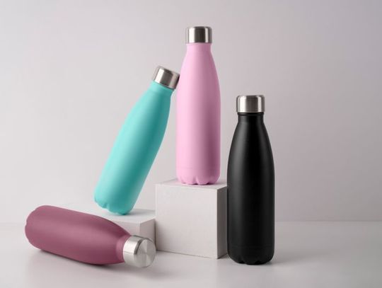 Jak wybrać odpowiedni model butelki reklamowej dla Twojej grupy docelowej?