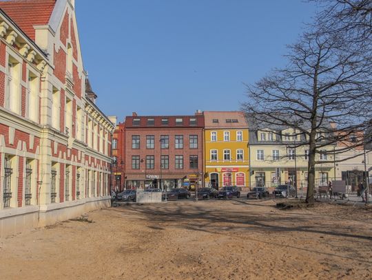 Jeszcze w tym roku zniknie wielka "piaskownica" z Rynku. Powstanie tam "salonik miejski"