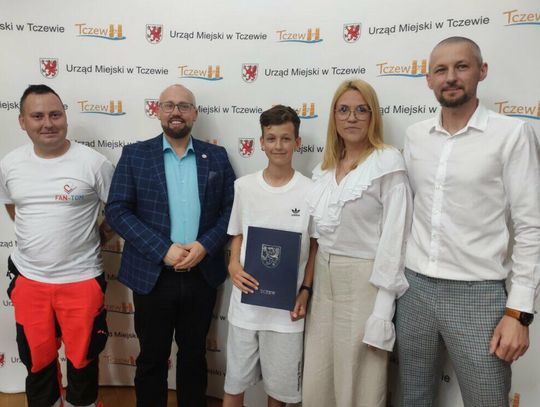 Julek – nie był obojętny, pomógł poszkodowanemu w wypadku