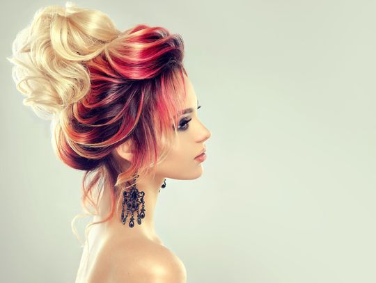 Kiedy stosować odżywkę, a kiedy maskę do włosów i jakie są między nimi różnice?