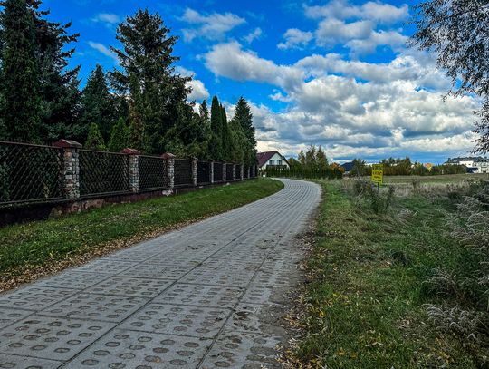 Kolejny kilometr dróg utwardzony