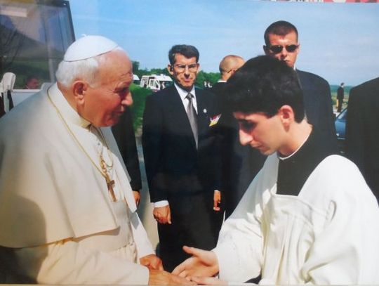 Ktoś bardzo wyjątkowy - wspomnienia z wizyty Jana Pawła II w Pelplinie