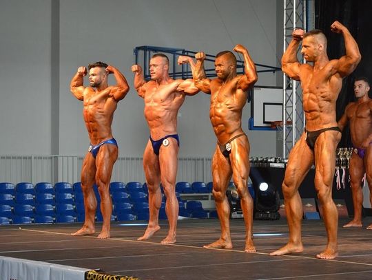 Kulturyści z kilku krajów zjechali do Skarszew. Ich sylwetki budziły podziw