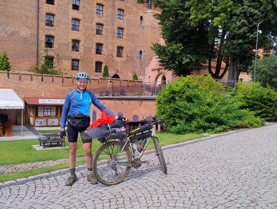 Niebywały sukces mieszkańca Bytoni! Radosław Kwaśniewski stanął na podium ultramaratonu Wisła 1200