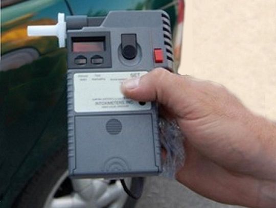 Nietrzeźwy kierowca złamał 3 zakazy sądowe