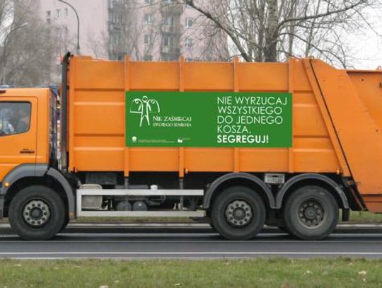 Nieuczciwe stawki za śmieci?! Mieszkańcy zbulwersowani zróżnicowanymi stawkami za odbiór odpadów 