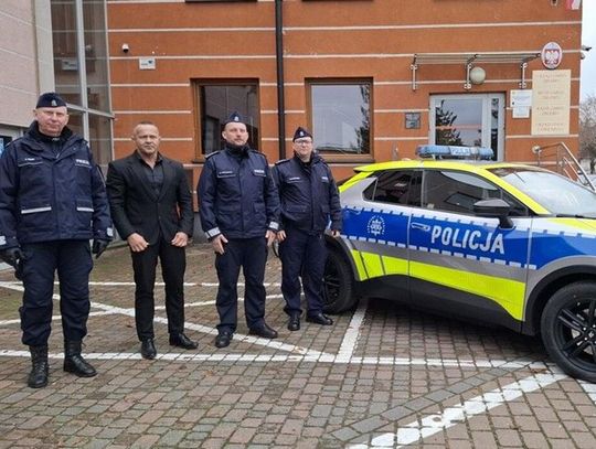 Nowy radiowóz dla funkcjonariuszy z Posterunku Policji w Zblewie