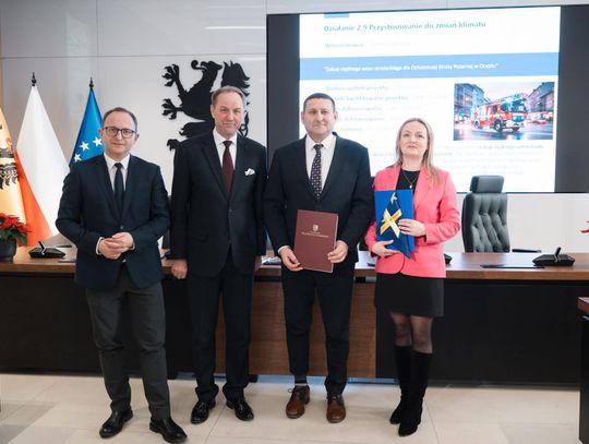 Nowy wóz strażacki dla OSP Ocypel. Gmina Lubichowo z wysokim dofinansowaniem