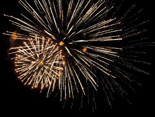 Ostrożnie z fajerwerkami! Policjanci apelują o rozwagę i przypominają o przepisach